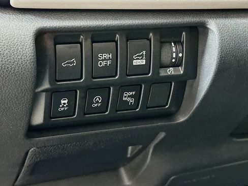 Certified 2024 Subaru Forester Limited image 11