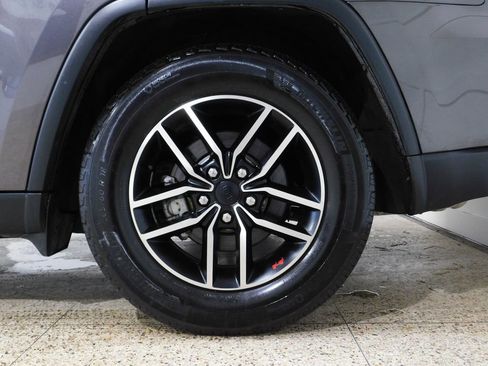 Used 2021 Jeep Grand Cherokee Trailhawk w/ Premium Lighting Group AWD/4WD image 97