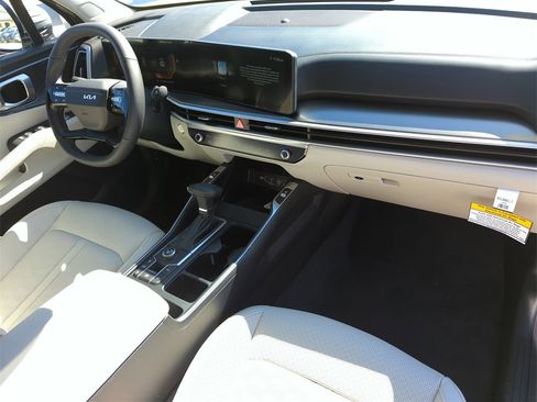 New 2026 Kia Sorento S image 11