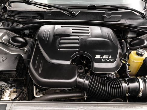 Used 2018 Dodge Challenger SXT Plus image 42