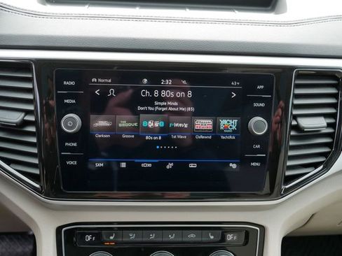 Certified 2023 Volkswagen Atlas SE w/ Panoramic Sunroof Package image 32