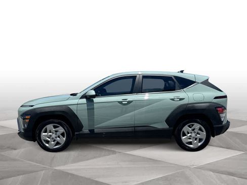 Used 2025 Hyundai Kona SE FWD image 5