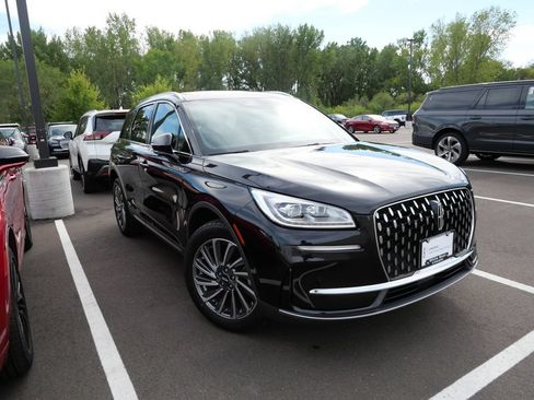 Certified 2024 Lincoln Corsair Reserve w/ Equipment Group 201A AWD/4WD image 3