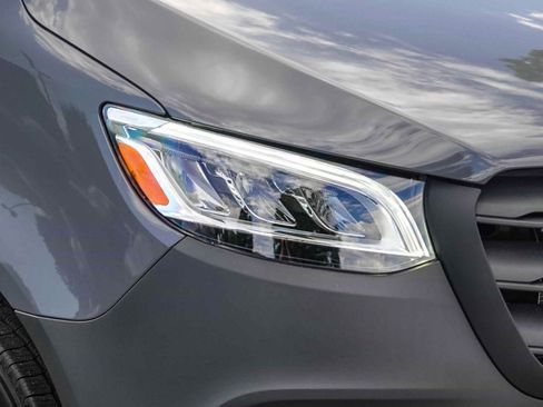 New 2025 Mercedes-Benz Sprinter 2500 image 8