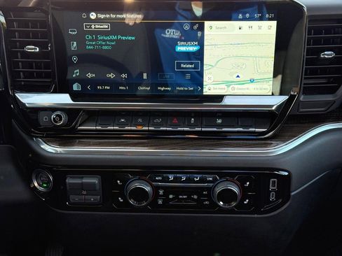 Used 2025 Chevrolet Silverado 1500 LT image 14