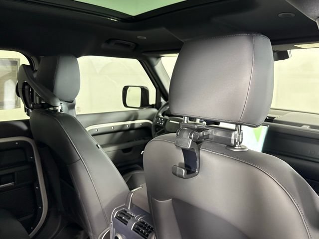 New 2026 Land Rover Defender 110 S AWD/4WD image 38