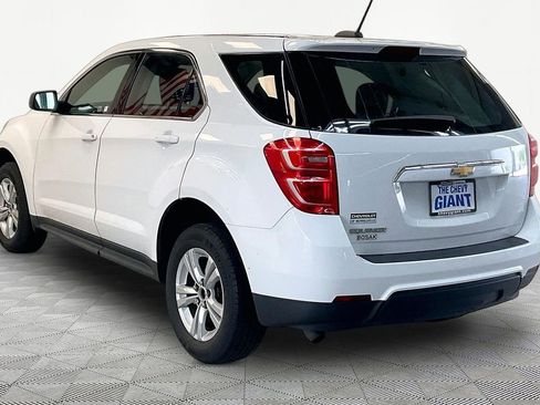 Used 2017 Chevrolet Equinox LS FWD image 4