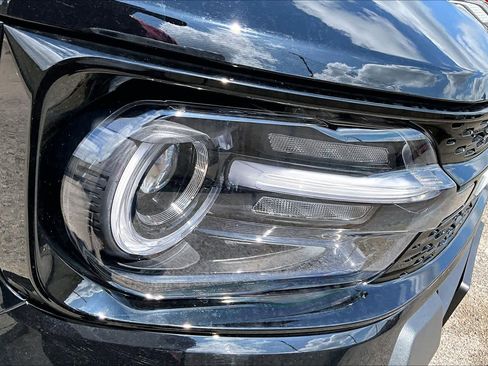 Certified 2025 Ford Bronco Sport Outer Banks w/ Outer Banks Tech Package+ AWD/4WD image 32
