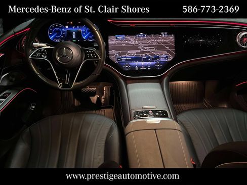 Certified 2023 Mercedes-Benz EQS 580 4MATIC SUV image 12