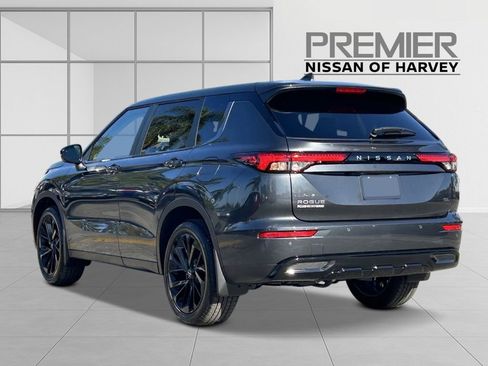 New 2026 Nissan Rogue SL AWD/4WD image 2