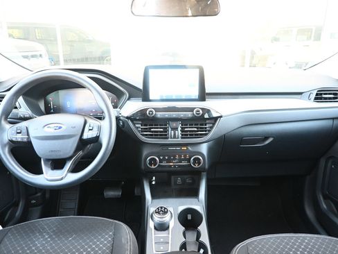 Used 2025 Ford Escape Active FWD image 18
