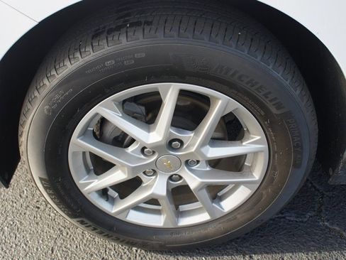 Used 2024 Chevrolet Equinox LT w/ LPO, Floor Liner Package image 26