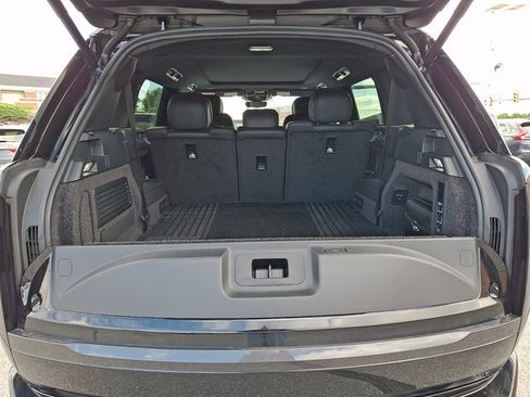 Used 2025 Land Rover Range Rover Long Wheelbase SE AWD/4WD image 31