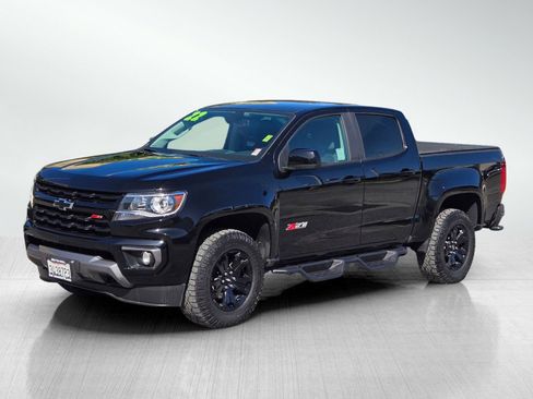 Used 2022 Chevrolet Colorado Z71 w/ Z71 Midnight Edition AWD/4WD image 8