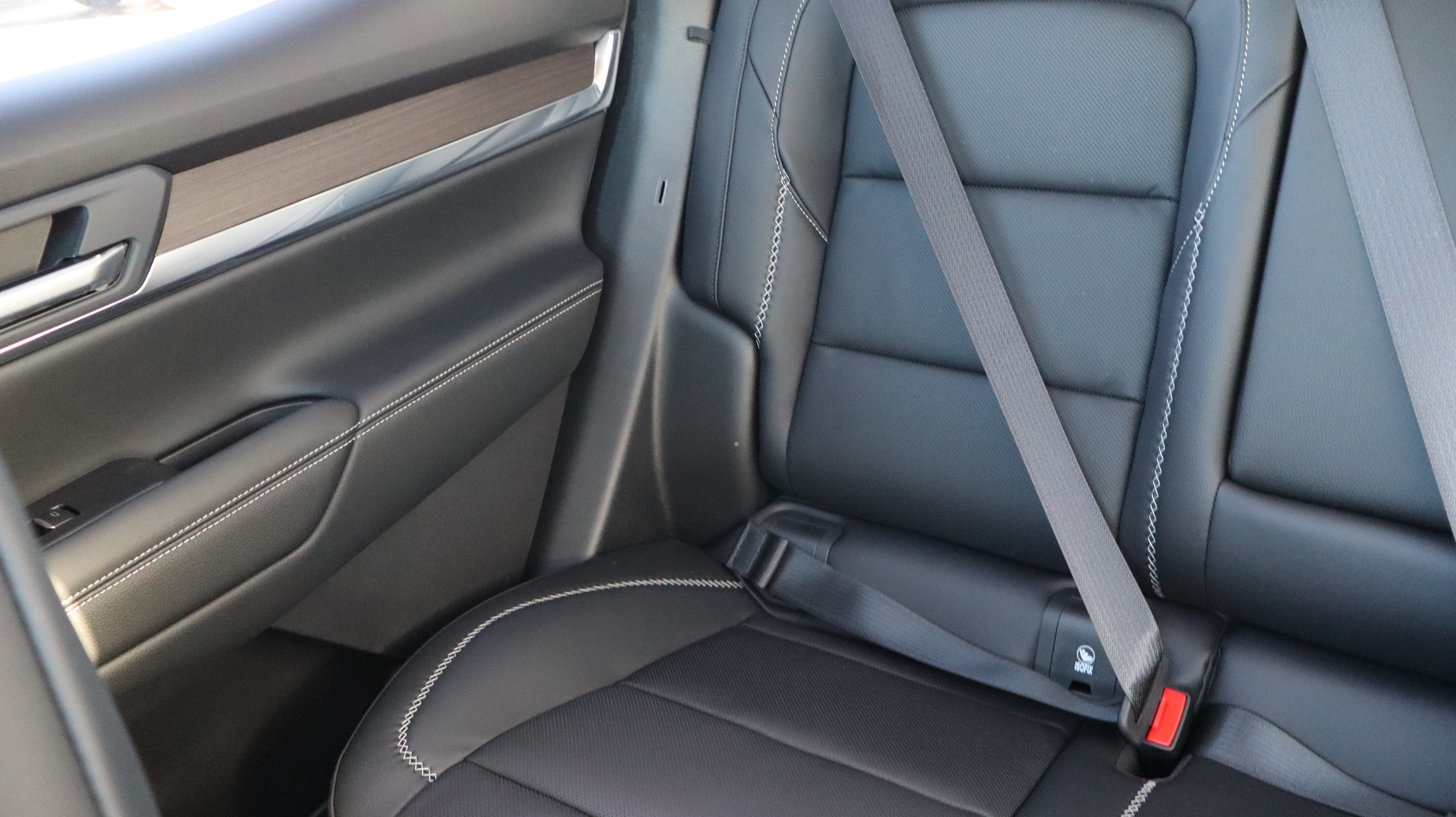 New 2027 GMC Terrain Denali w/ LPO, Floor Liner Package AWD/4WD image 13