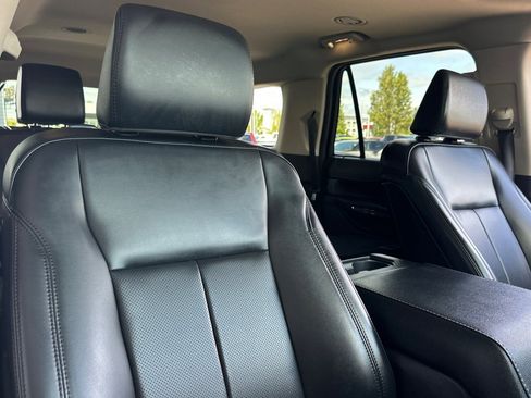 Used 2024 Ford Expedition Max XLT AWD/4WD image 16
