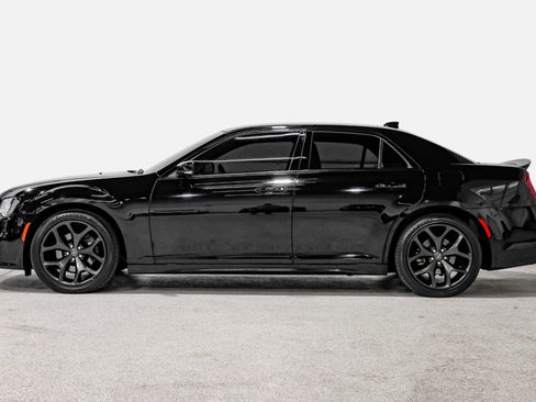 Used 2021 Chrysler 300 S w/ S Model Appearance Package image 9
