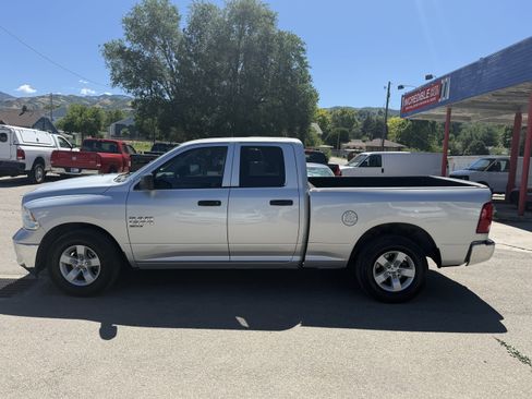 Used 2019 RAM 1500 Tradesman w/ Chrome Plus Package RWD image 7