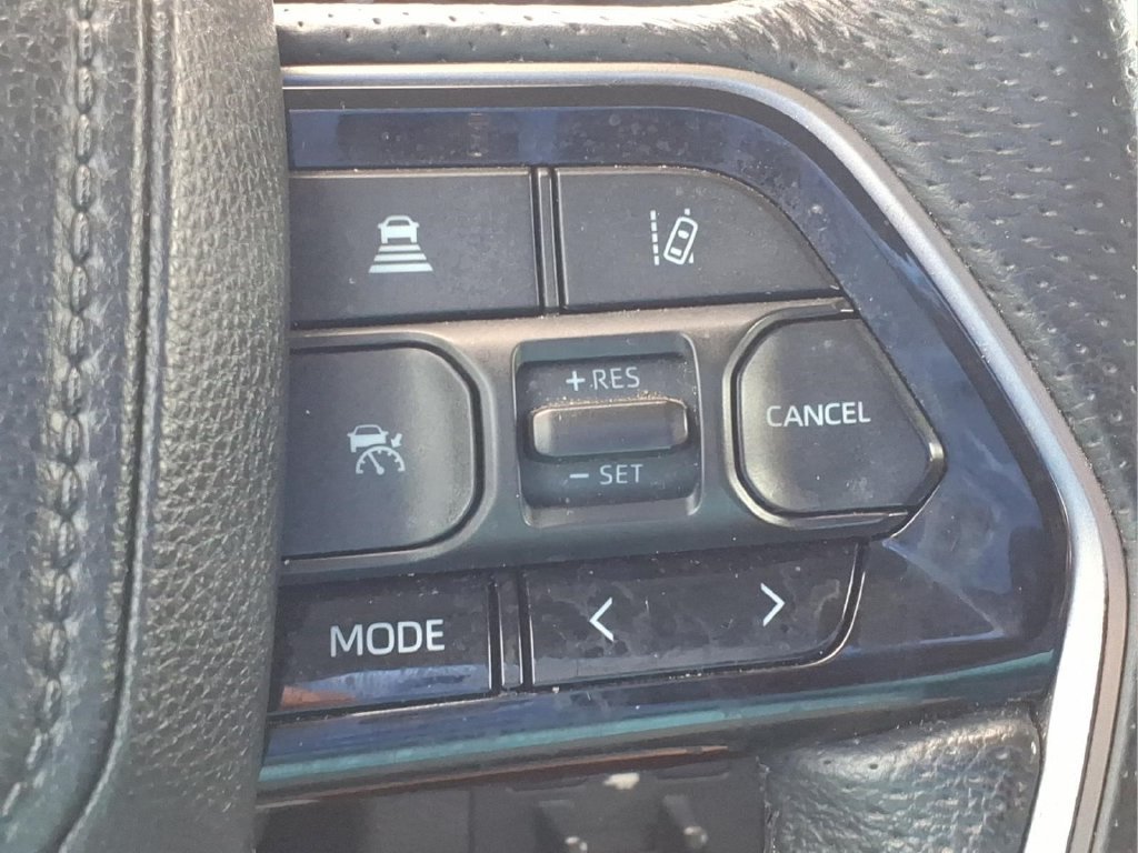 Used 2022 Toyota Tundra SR5 w/ SR5 Premium Package RWD image 24