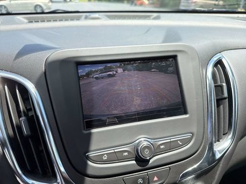 Certified 2024 Chevrolet Equinox LT FWD image 24