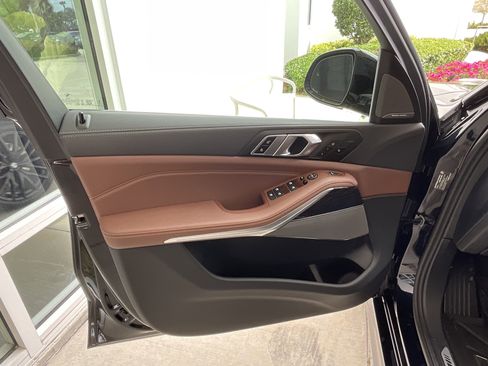 New 2026 BMW X5 sDrive40i image 8