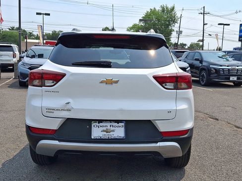 Certified 2023 Chevrolet TrailBlazer LT AWD/4WD image 6