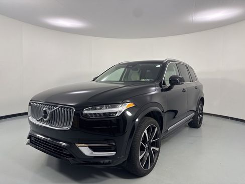 Used 2024 Volvo XC90 B6 Plus w/ Protection Package AWD/4WD image 3