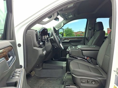 Used 2025 GMC Sierra 2500 SLE w/ Max Trailering Package AWD/4WD image 14