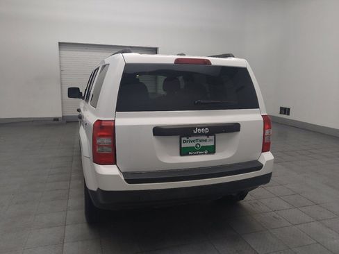 Used 2017 Jeep Patriot Sport FWD image 6