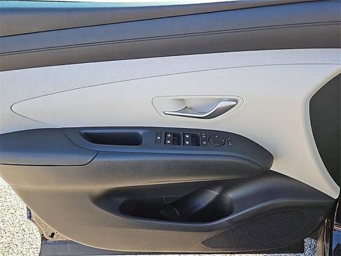 New 2025 Hyundai Tucson SEL image 11