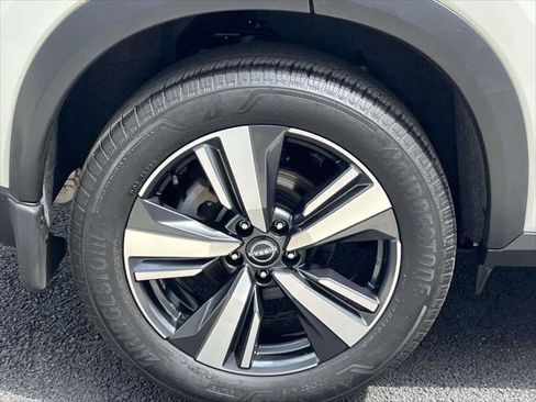 Used 2023 Nissan Rogue Platinum w/ Platinum Premium Package AWD/4WD image 8