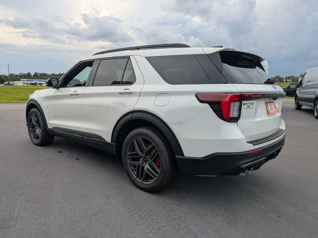 New 2026 Ford Explorer ST w/ Sun And Sound Package RWD image 29