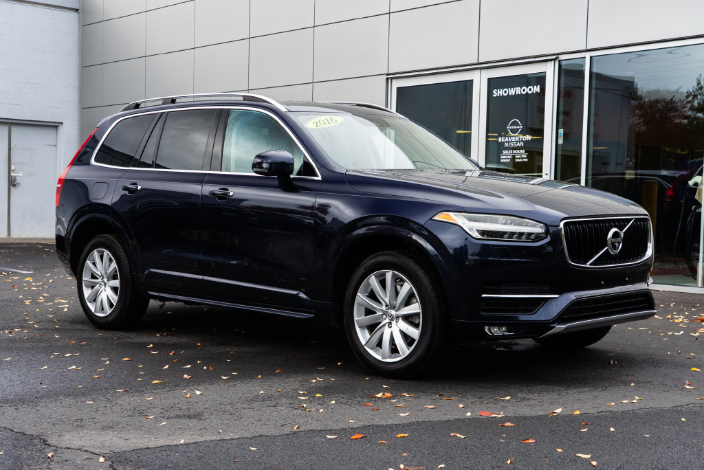 Used 2016 Volvo XC90 T6 Momentum w/ Momentum Plus Package AWD/4WD image 1