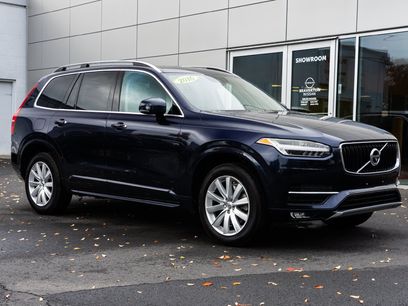 Used 2016 Volvo XC90 T6 Momentum w/ Momentum Plus Package
