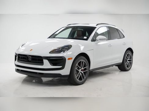 New 2025 Porsche Macan S image 1