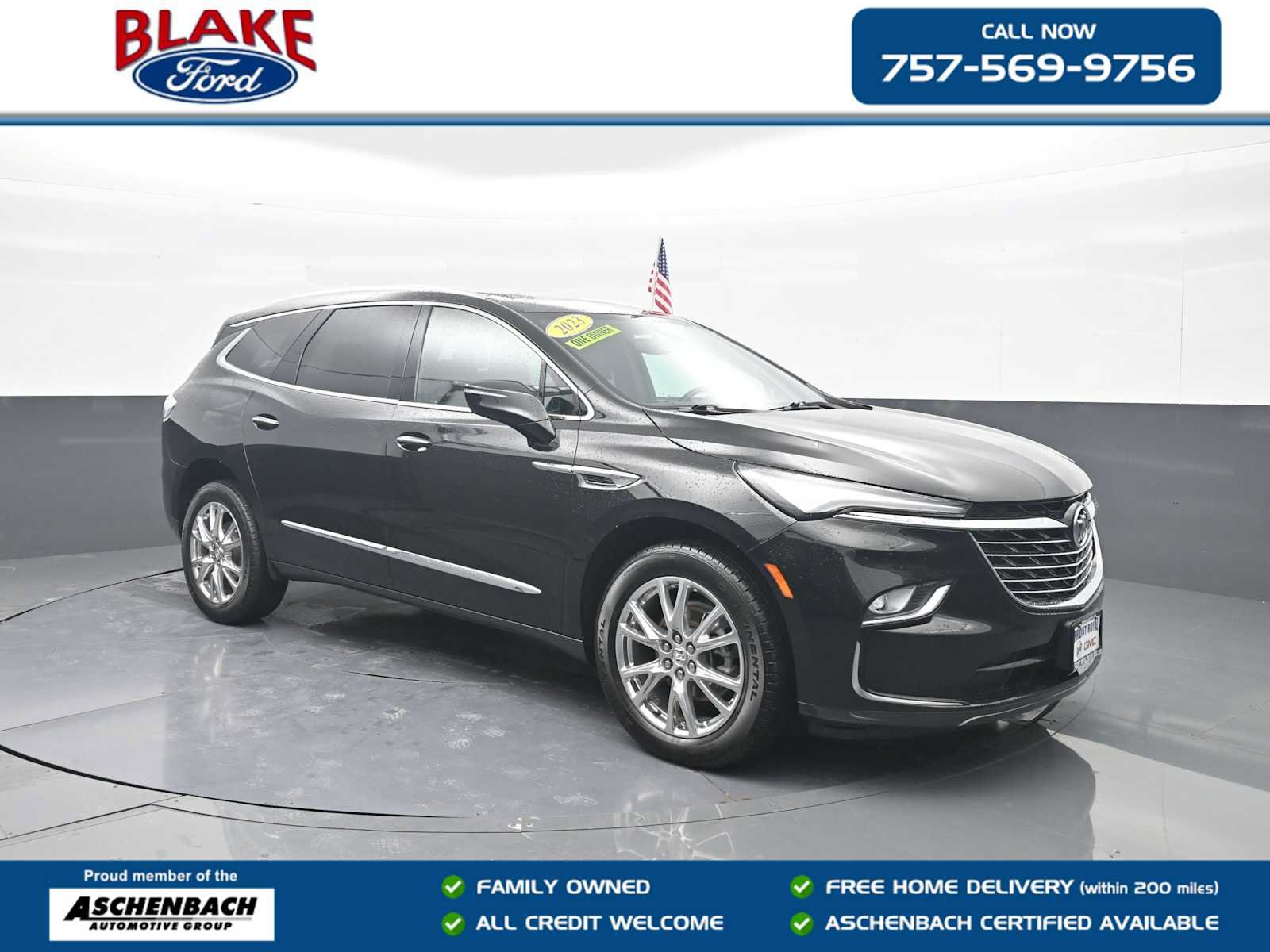 Used 2023 Buick Enclave Essence w/ Experience Buick Package FWD image 1