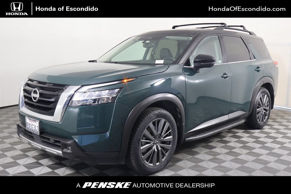 Used 2022 Nissan Pathfinder SL w/ SL Premium Package FWD image 1