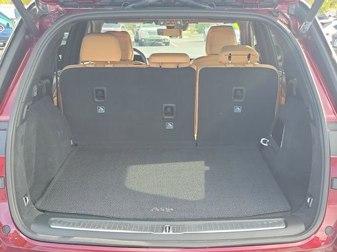 Used 2025 Jeep Grand Cherokee Summit image 12