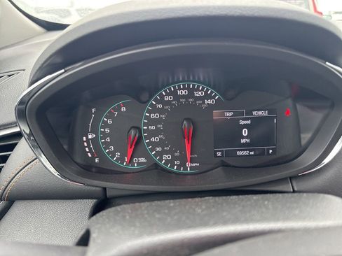 Used 2019 Chevrolet Trax LT w/ LT Convenience Package image 10