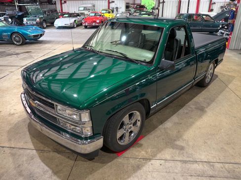 Used 1997 Chevrolet Silverado 1500 2WD Regular Cab w/ Convenience Group image 15