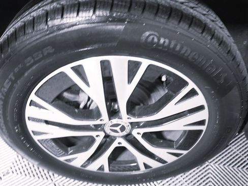 Used 2025 Mercedes-Benz GLA 250 GLA 250 image 7