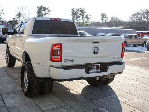 Used 2023 RAM 3500 Limited image 11