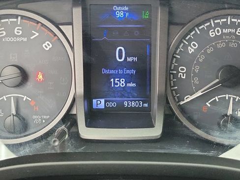 Used 2018 Toyota Tacoma TRD Sport w/ Technology Package RWD image 23