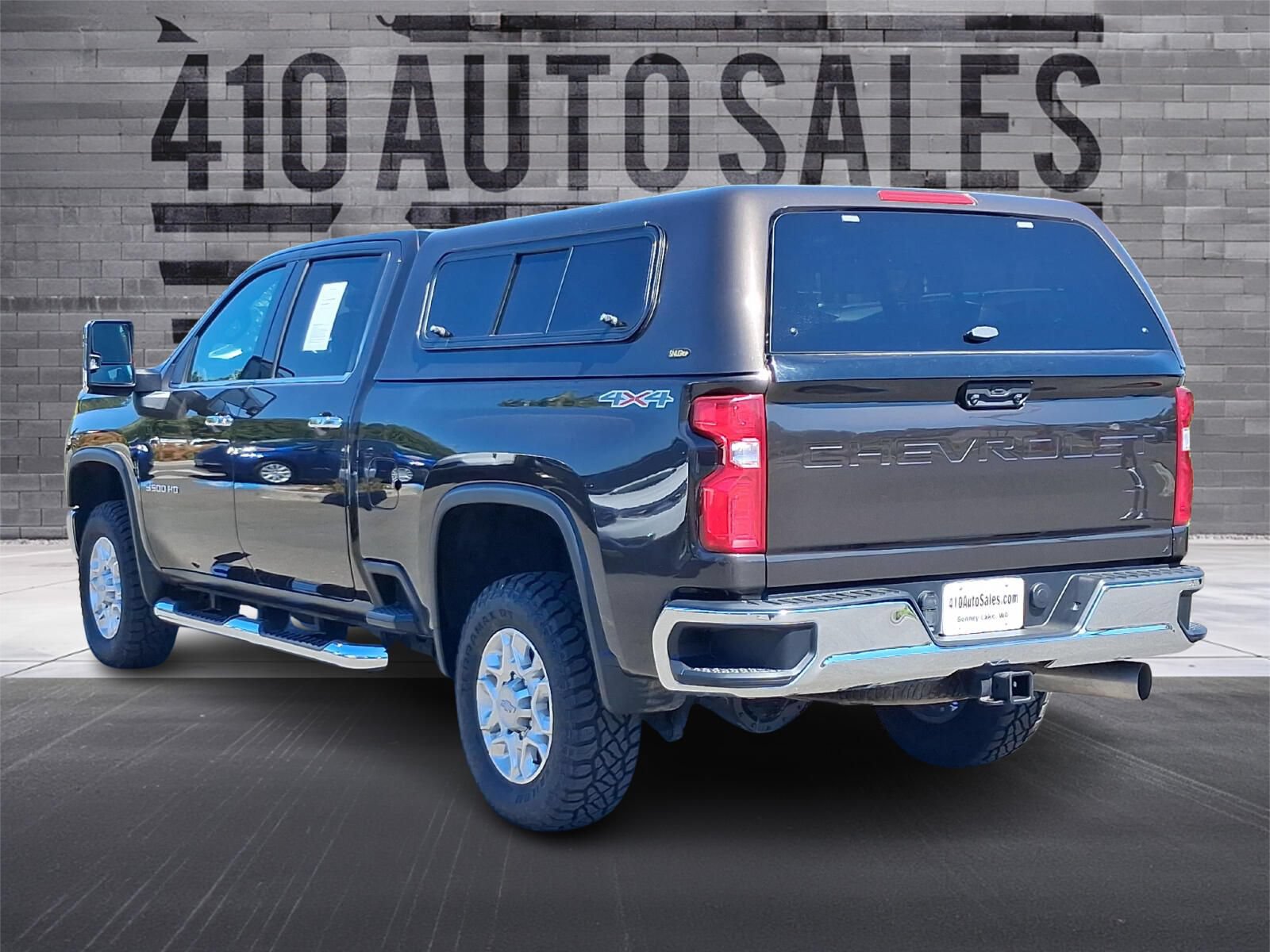 Used 2020 Chevrolet Silverado 3500 LTZ w/ LTZ Convenience Package AWD/4WD image 8