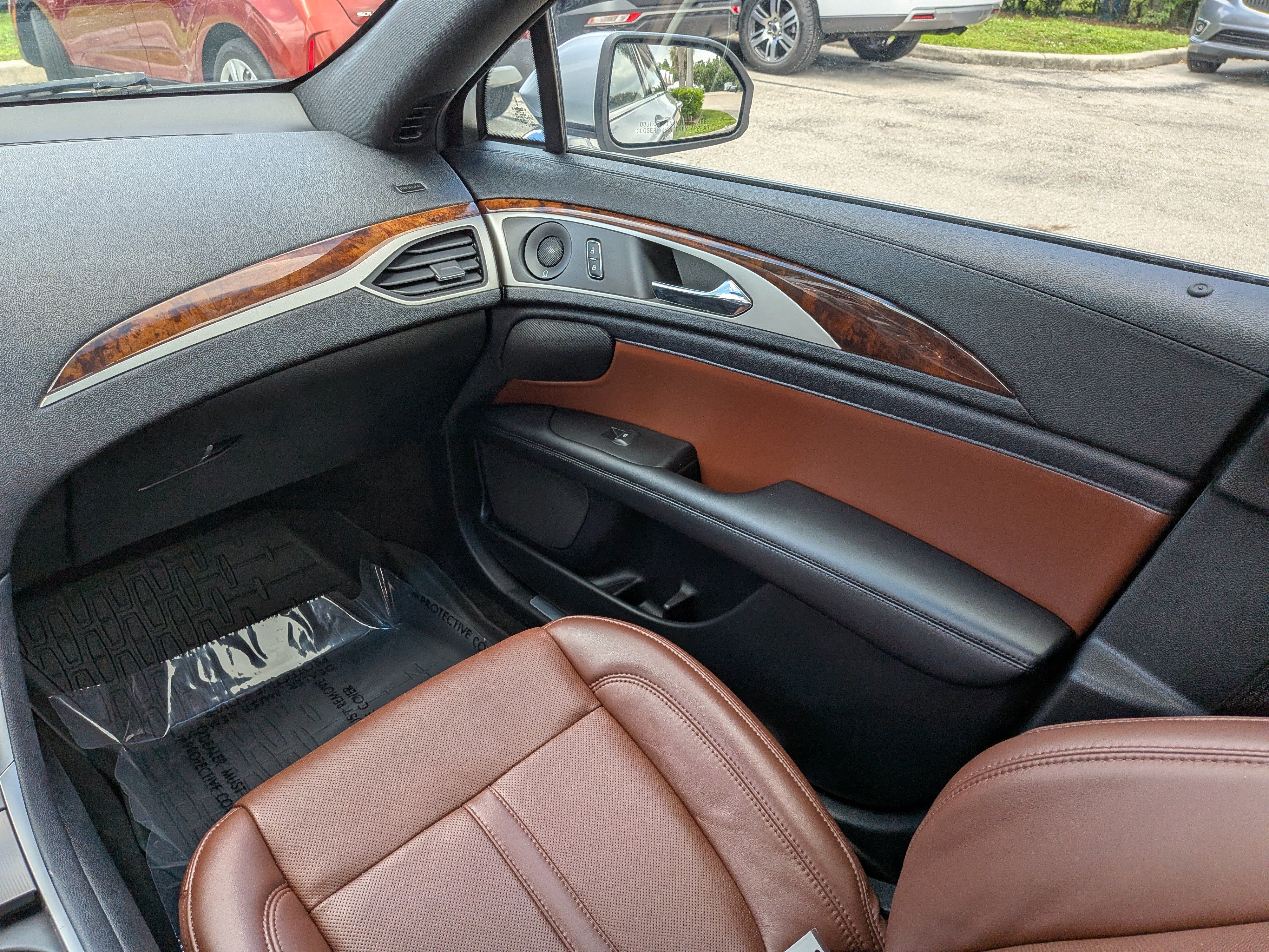 Used 2020 Lincoln MKZ Reserve w/ Elements Package FWD image 18