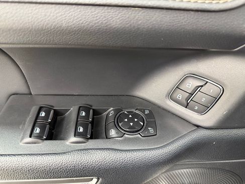 Used 2024 Ford Expedition Max XLT AWD/4WD image 15