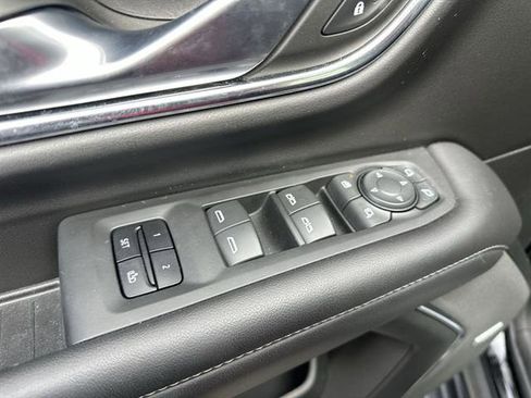 Used 2022 Chevrolet Tahoe LT w/ LT Signature Plus Package image 22