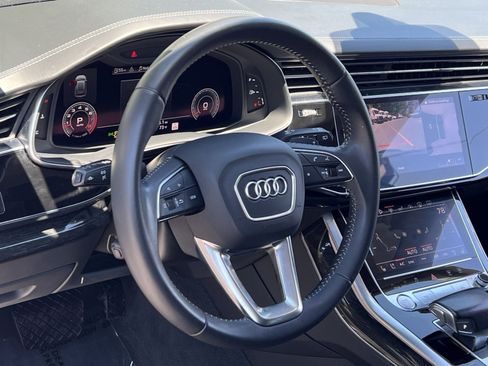 Used 2019 Audi Q8 Prestige AWD/4WD image 21