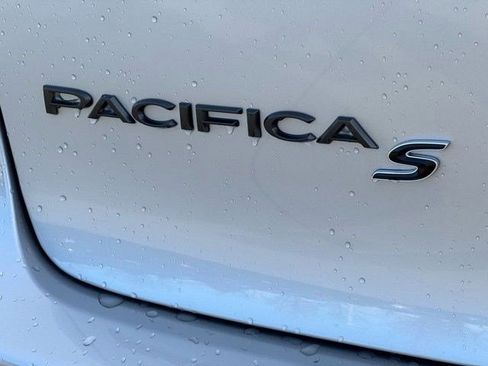 New 2026 Chrysler Pacifica Select AWD/4WD image 52
