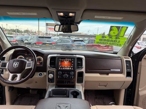 Used 2016 RAM 1500 Laramie w/ Convenience Group AWD/4WD image 20